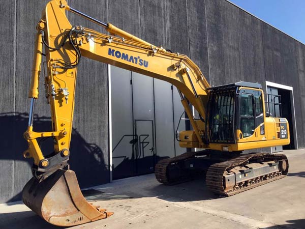 Riparazione-macchine-movimento-terra-bobcat